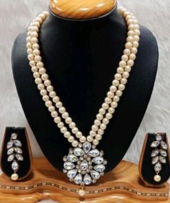 Women's Beaded Kundan Necklace Sets