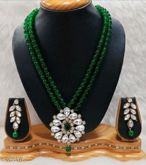 Women's Beaded Kundan Necklace Sets