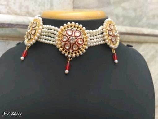 Classy Diva Alloy Women's Necklace