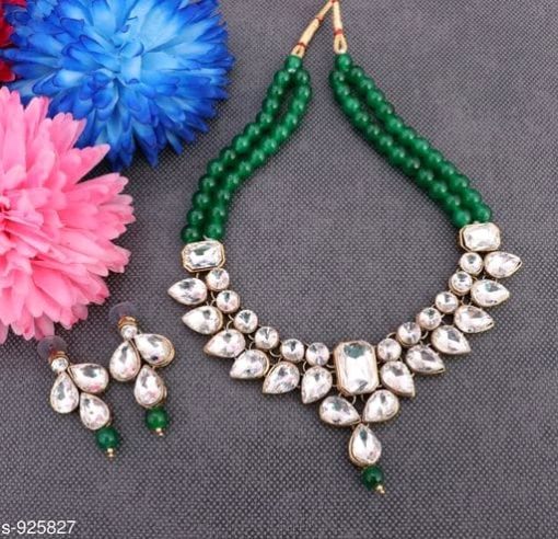 Trendy Metal Necklace Set